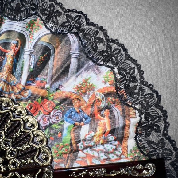 Vintage Flamenco Dancer Fan - Picture 7 of 8